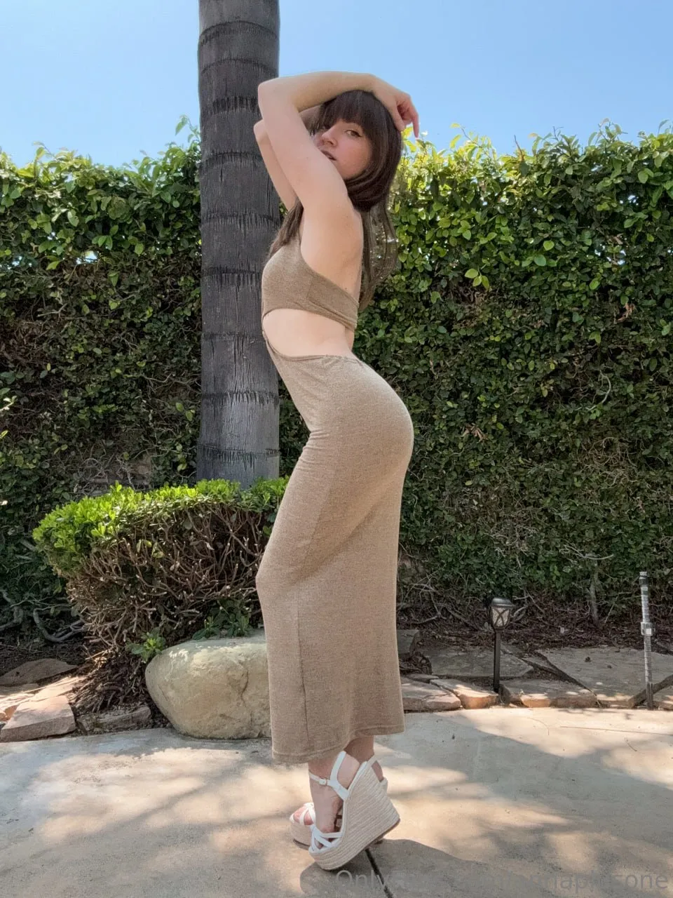 annaplusone preview