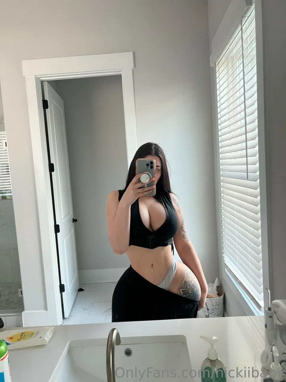 nickiibaby preview
