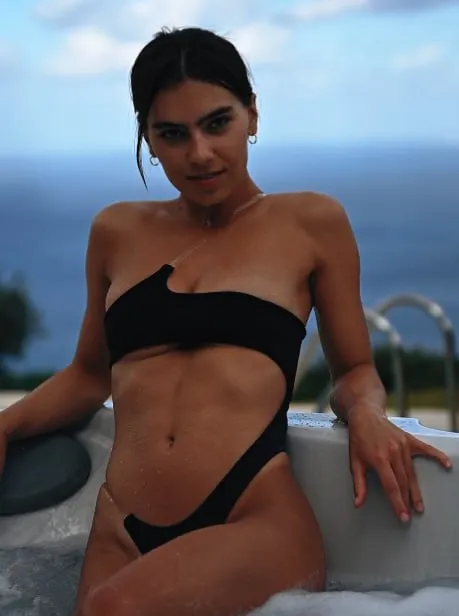 thecheriemag preview